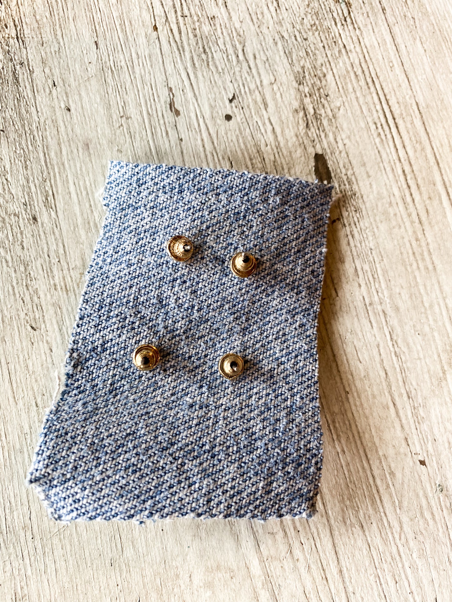 Heart locks gold earring rhinestone stud set