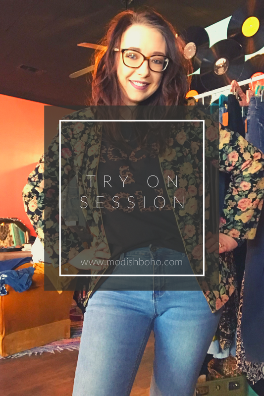 Try on Session: Graphic Tee & Jeans