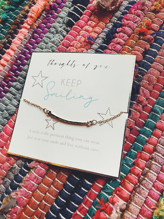 Thoughts of You "Keep Smiling" Chain Bracelet